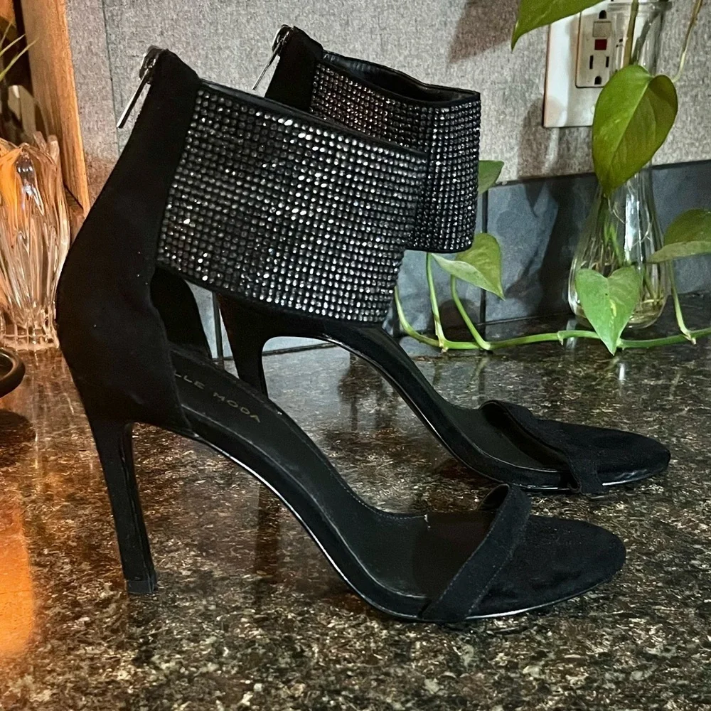 Pelle Moda Black and Silver Ankle Cuff Heels